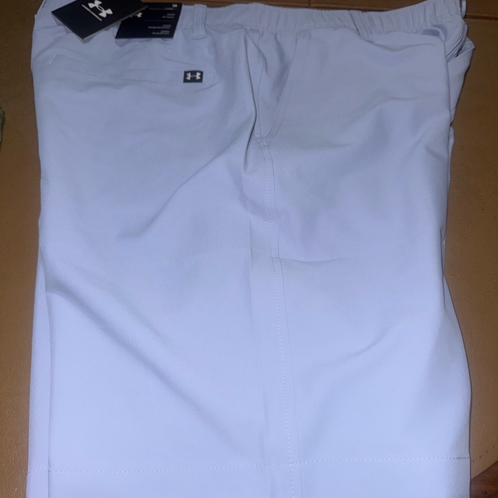 Under Armour Men's Shorts size 36